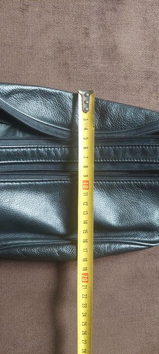 Męska bądź unisex nerka saszetka biodrówka Czarna z prawdziwej skóry