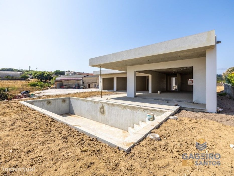 Moradia de campo, T3 com piscina, em construção, a 10 minutos da ba...
