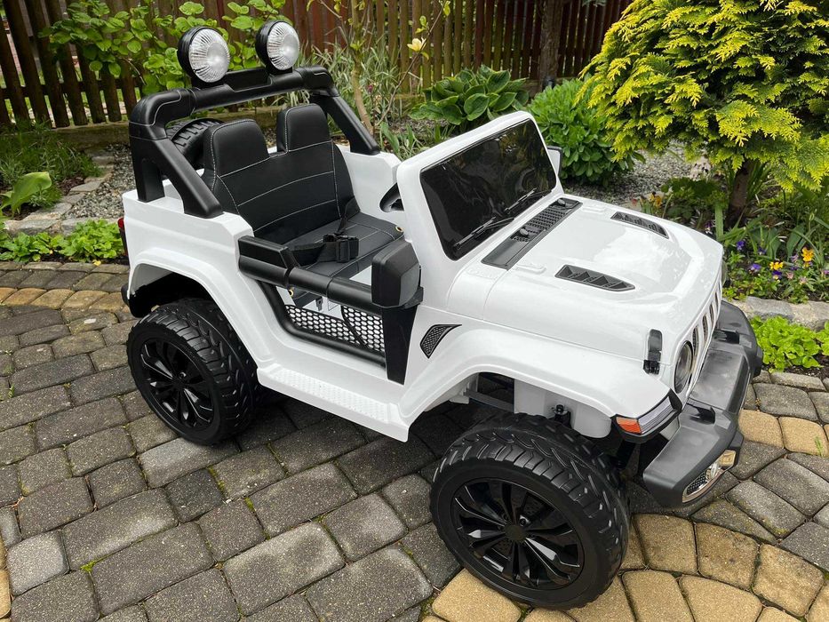 Autko na akumulator Jeep Wrangler 4x4. Nowy!