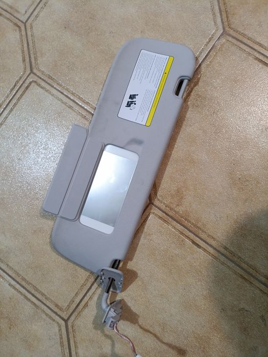 Козирьок Тесла 3