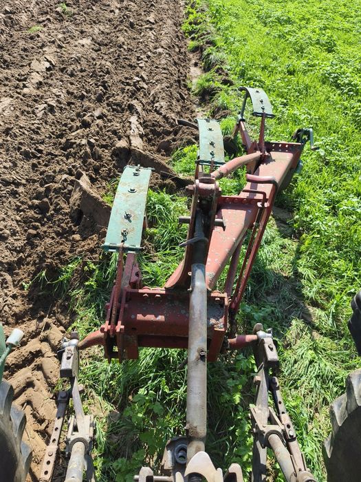 Pługi kverneland 3,  zagonowe