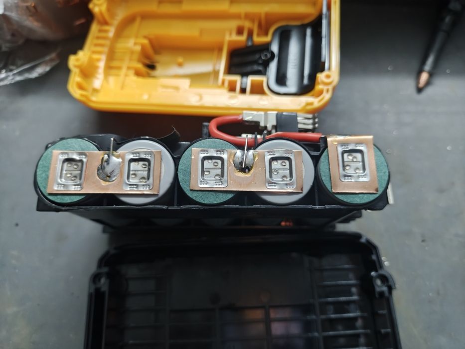 Regeneracja baterii Bosch, Makita. DeWalt,Milwaukee,Dedra