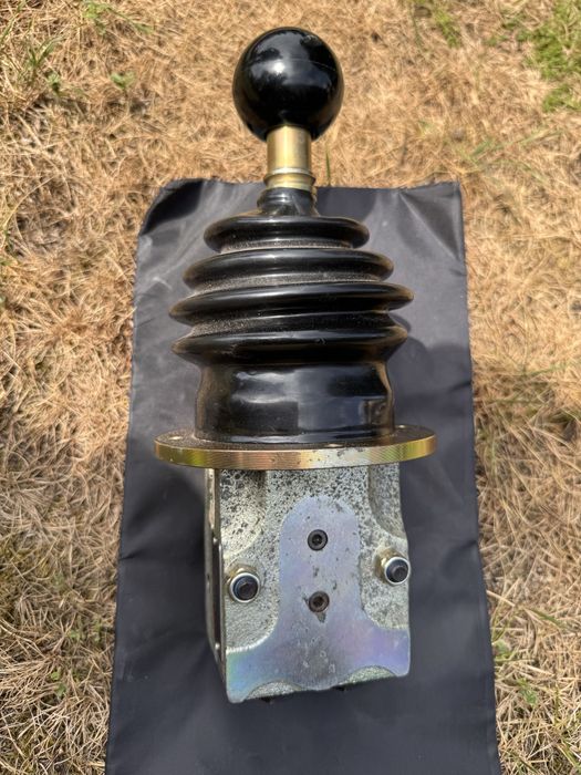 Joystick  hydrauliczny
