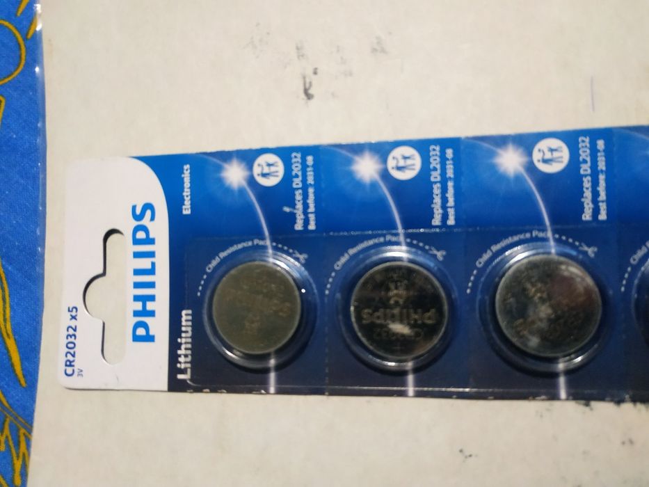 Батарейки  Philips Lithium battery CR-2032.Новые.