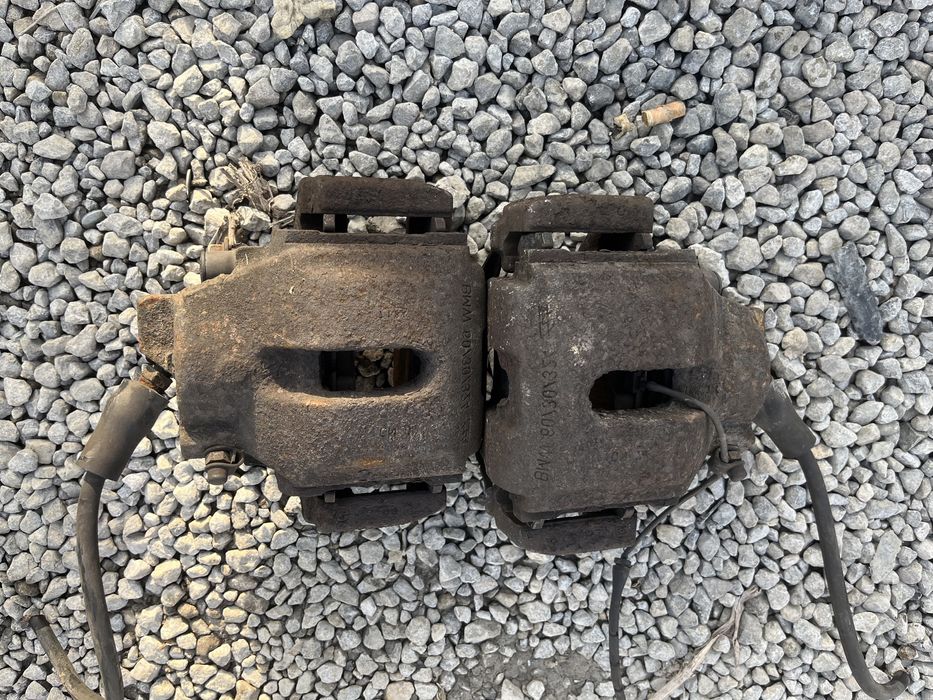 Hamulce przód przednia bmw e38 4.0i 4.4i v8 324mm