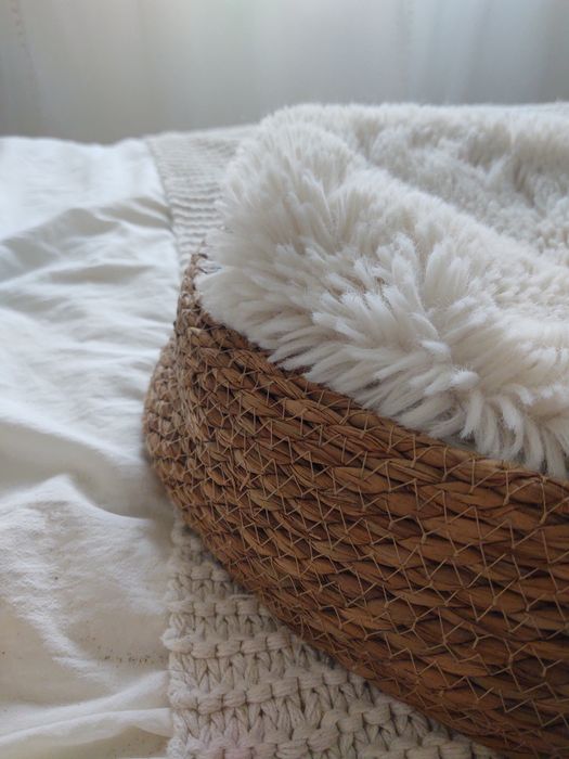 Wiklinowe legowisko dla psa kota