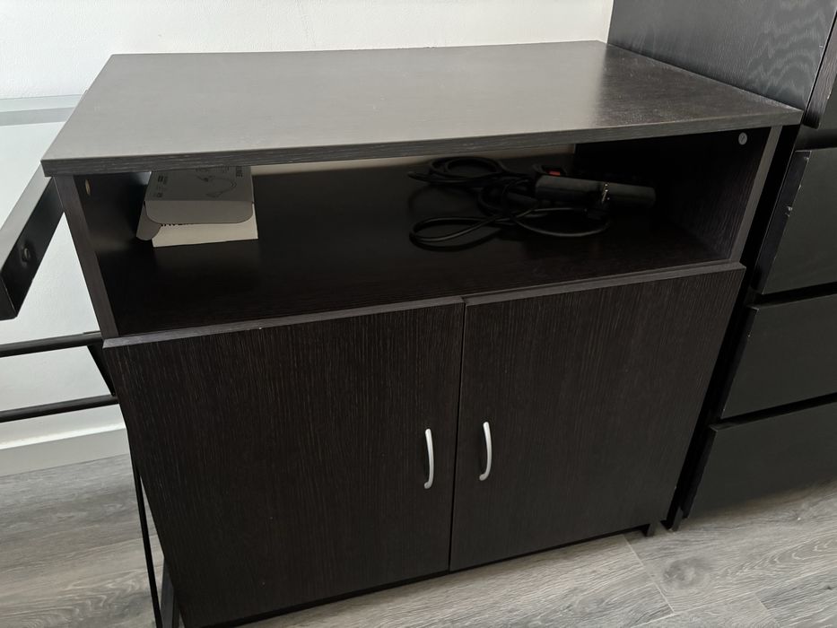 Móvel de TV IKEA TODALEN – Escuro, com Arrumação