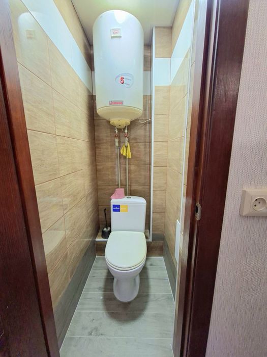 Продаж 1-кв кв 4/9 вул Стародніпровська