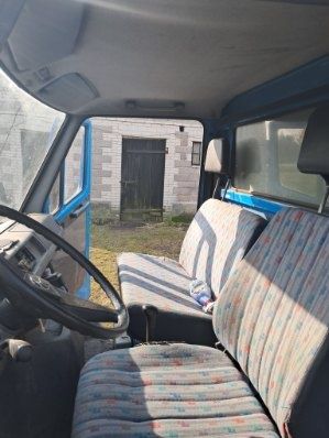Samochód dostawczy