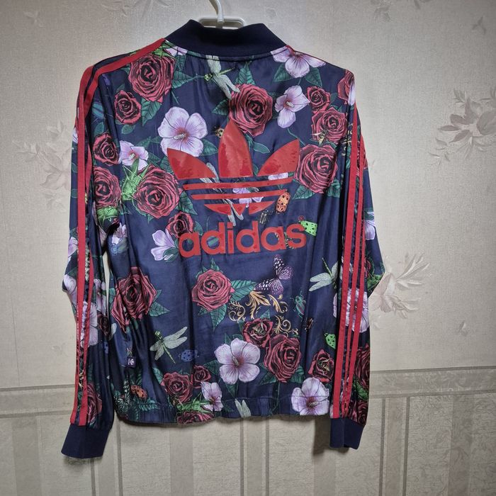 Куртка женская Adidas