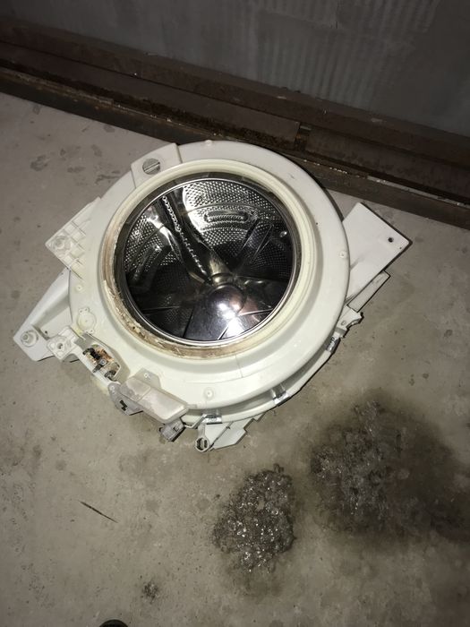 Запчастини до пральної машини Whirlpool AWM 6101