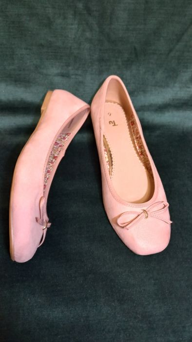 Нарядні туфлі TU 38-39 човники бежеві балетки жіночі/женские