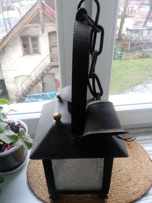 Lampa lampion metaloplastyka stara na prad