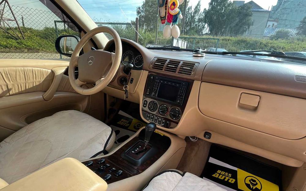 Mercedes-Benz ML 320 2001