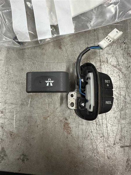 Land Rover discovery td5 Cruise control botao