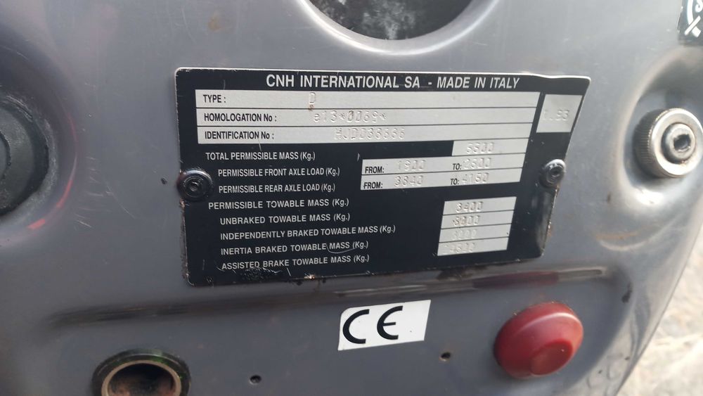 New holland td 90d  2005