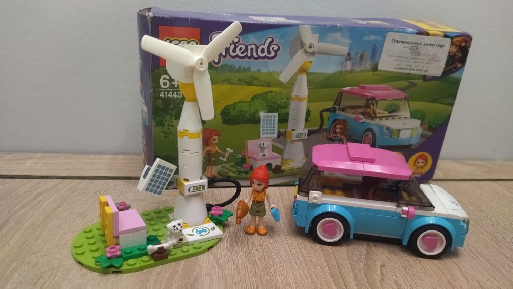 Конструктор LEGO Friends 41443 Электромобиль Оливии на 183 детали