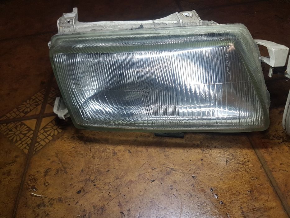 Lampa lampy przód lewa prawa Opel Astra F