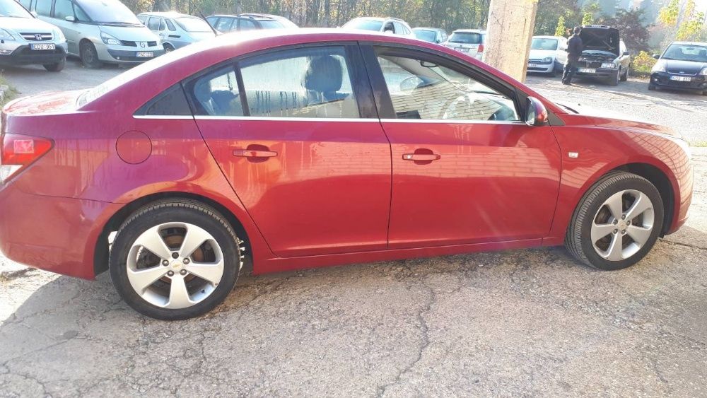 Разборка Шевроле Круз Chevrolet Cruze б.у запчасти