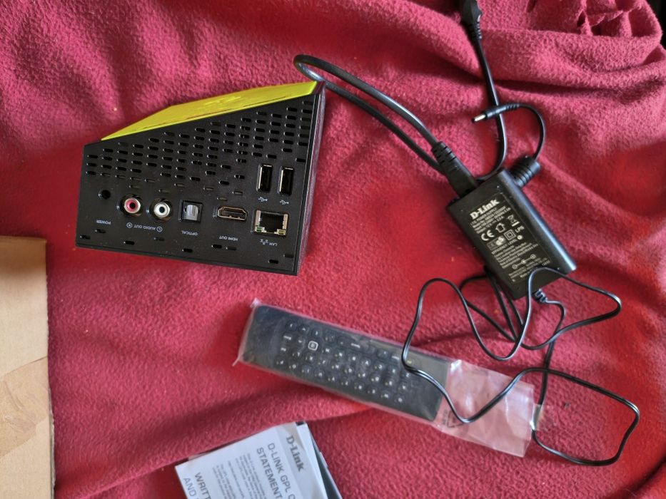 Boxee Box D-Link, nunca usada. Para quem souber colocar a trabalhar