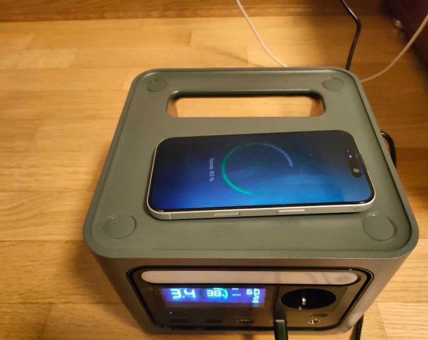 Зарядна портативна станція станция Павербанк типу EcoFlow 300Вт