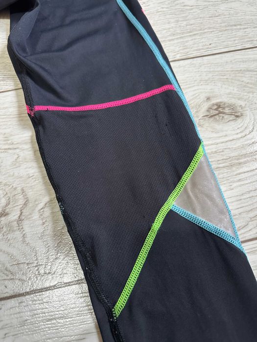 KARI TRAA LOUISE damskie legginsy getry treningowe do biegania góry S