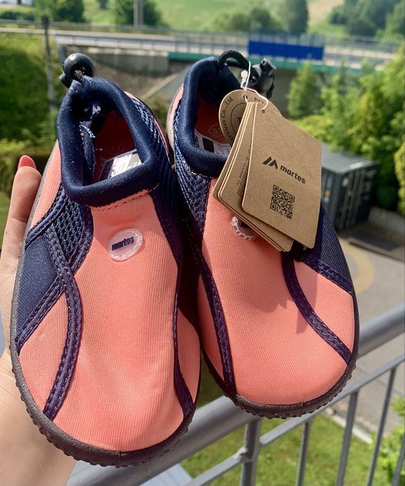 Nowe buty do wody r.31
