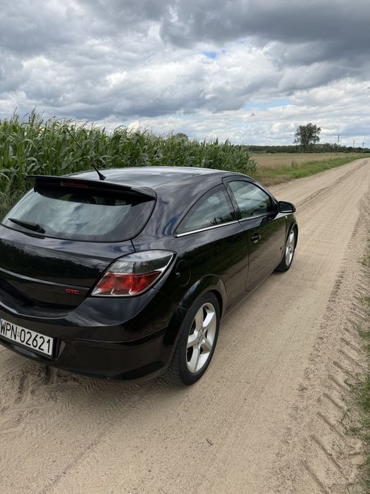 Opel Astra H OPC line