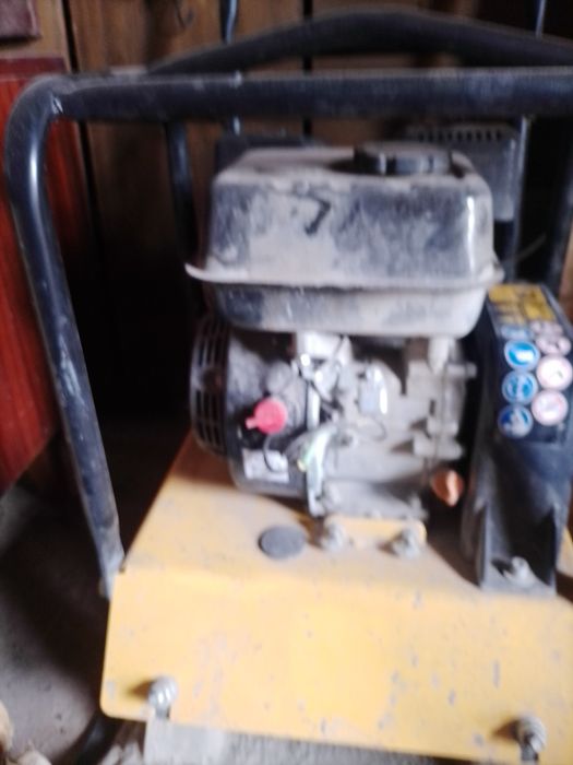 Виброплита б у 100кг