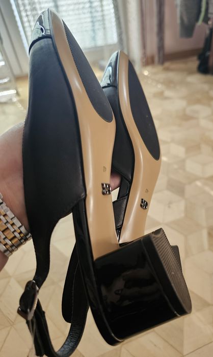 Czułenka Gino Rossi rozm.40