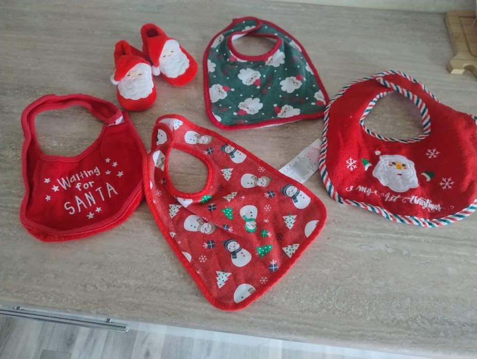 Śliniaki świąteczne