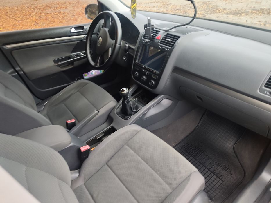 Продам Volkswagen golf 5