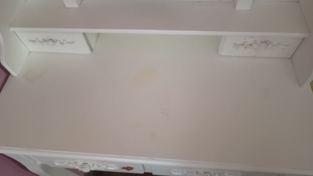 Toaletka kosmetyczka z lustrem