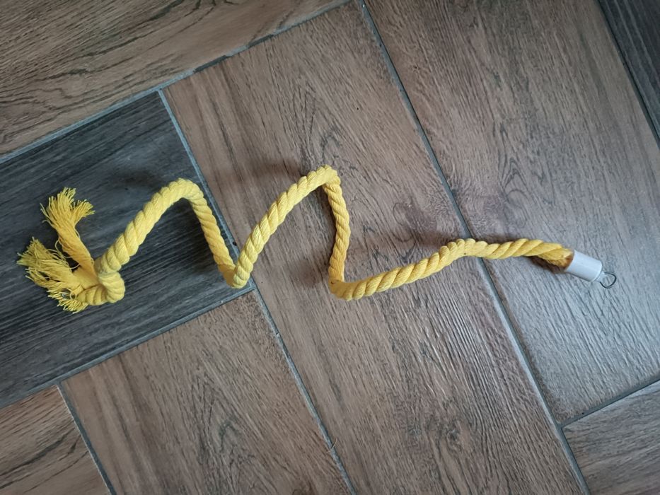 Spiralny sznurek do wspinaczki dla ptaków