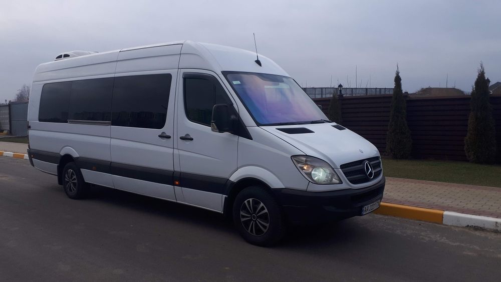 Аренда микроавтобуса, минивена, развозка, заказ микроавтобуса спринтер