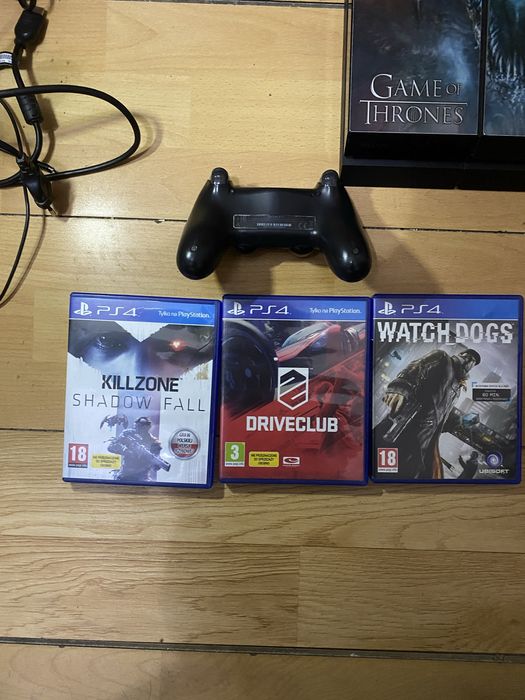 Ps4 1tb customowa zestaw z grami i padem