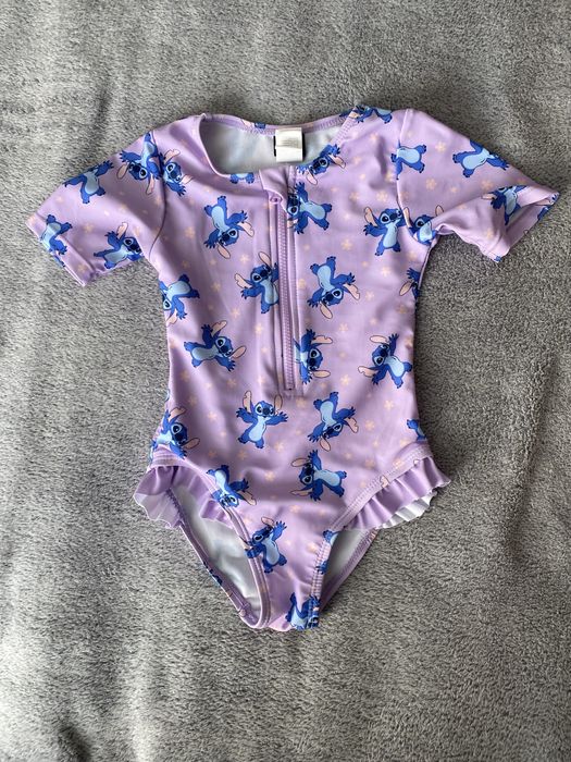 Речі на дівчинку