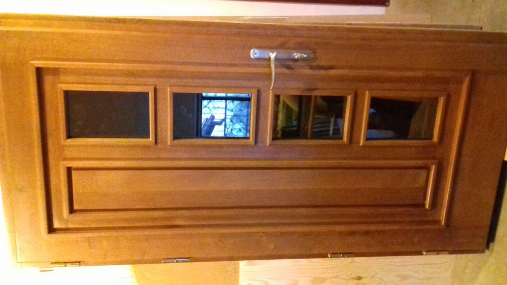 Drzwi dębowe .frontowe.