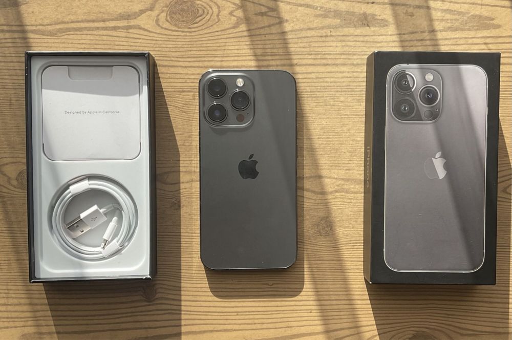 айфон 13про оригінальний