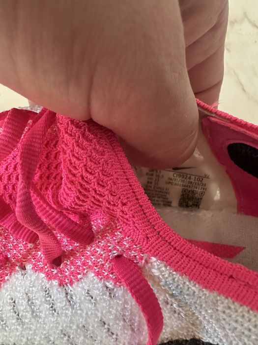 Легкі літні кросівки Nike