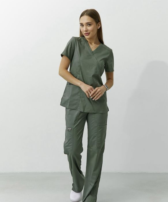 Медицинский костюм Cherokee