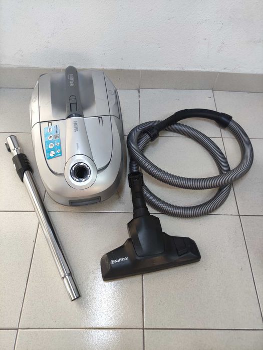 Aspirador de saco Nilfisk Bravo 2000W - DP15
