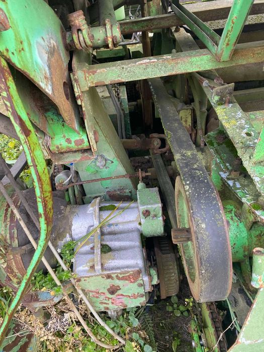 Комбозбиральний комбайн Maral 125 E281