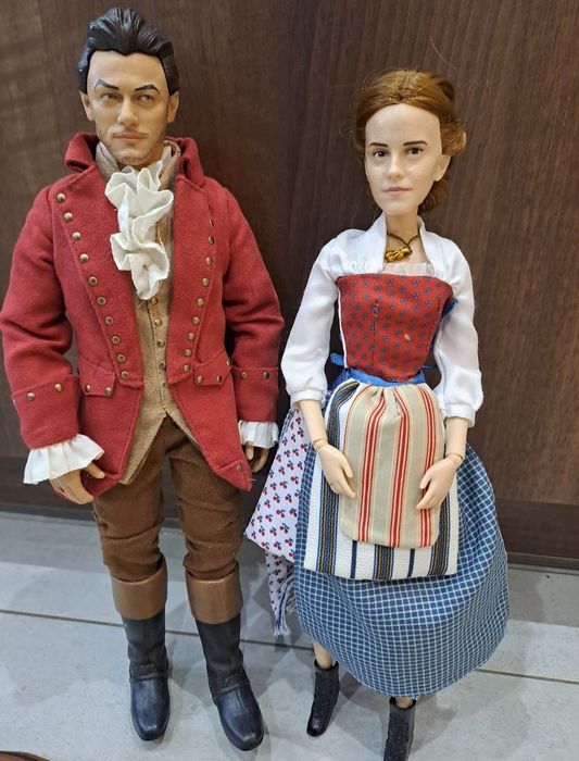 Piękna I Bestia, Bella,Gaston, Disney Store, Emma Watson