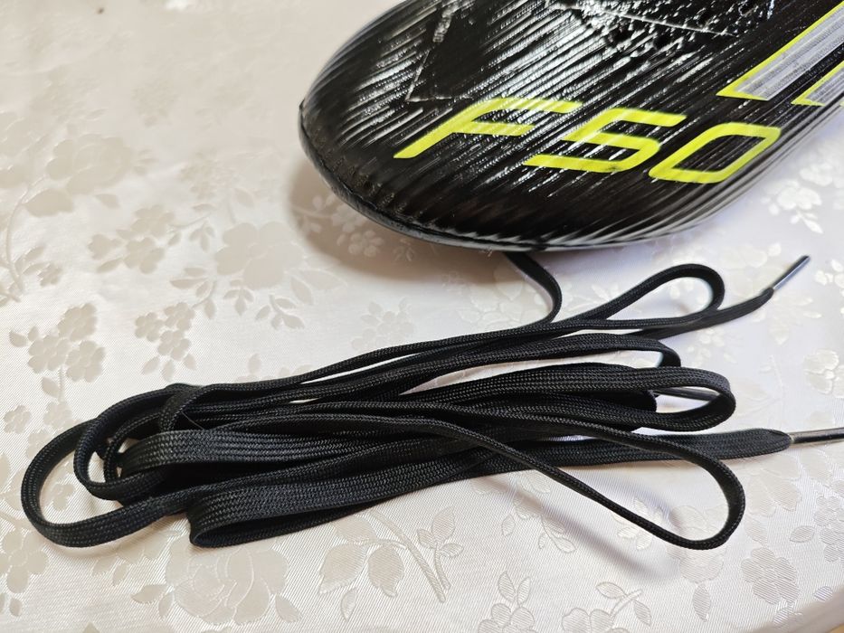 Chuteiras Adidas F50 N°41,5