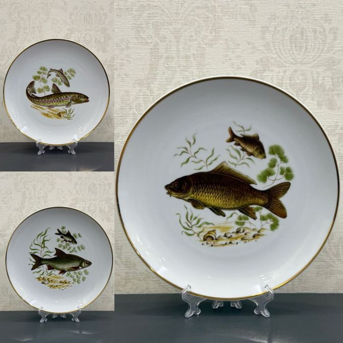 Фарфоровая столовая тарелка GDR Германия мотив рыбалка подарок