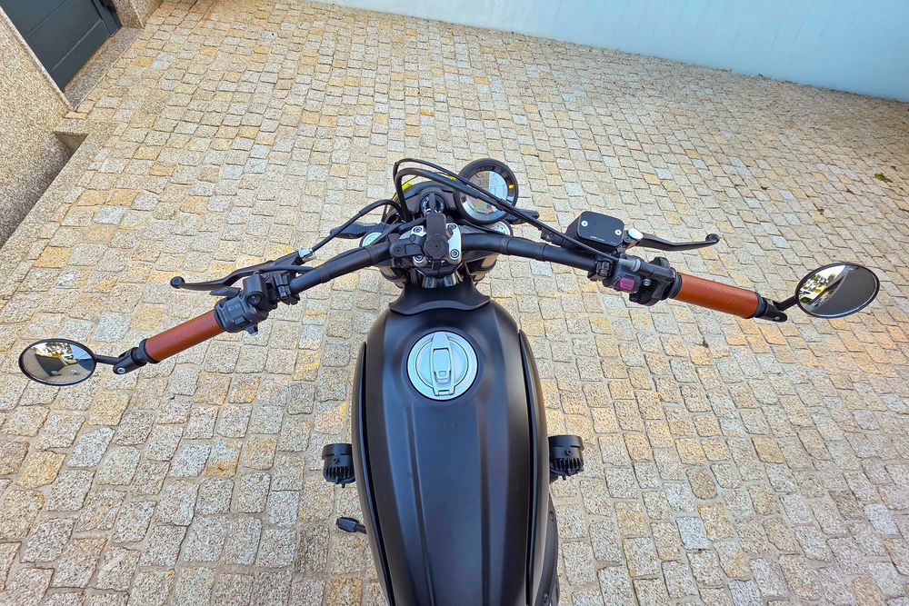 Ducati Scrambler 800 Full Throttle Custom