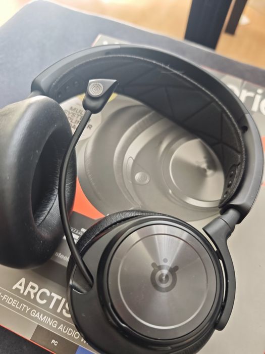 Słuchawki Stelseries Arctis Nova Pro