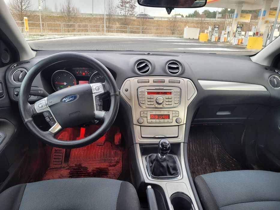 Ford Mondeo Mk4 2008r hatchback, Salon Polska