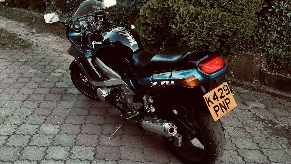 Kawasaki zzr 600